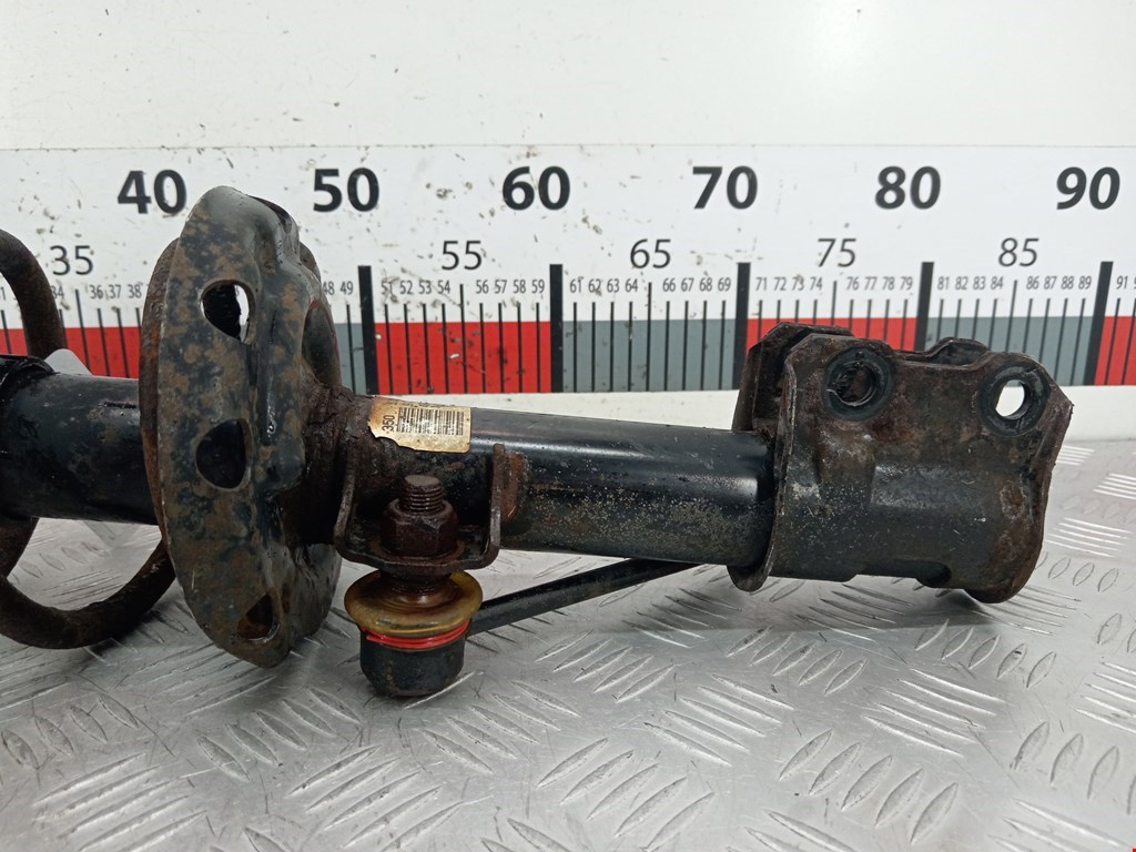 Амортизатор передний правый OPEL Corsa C 2000-2006