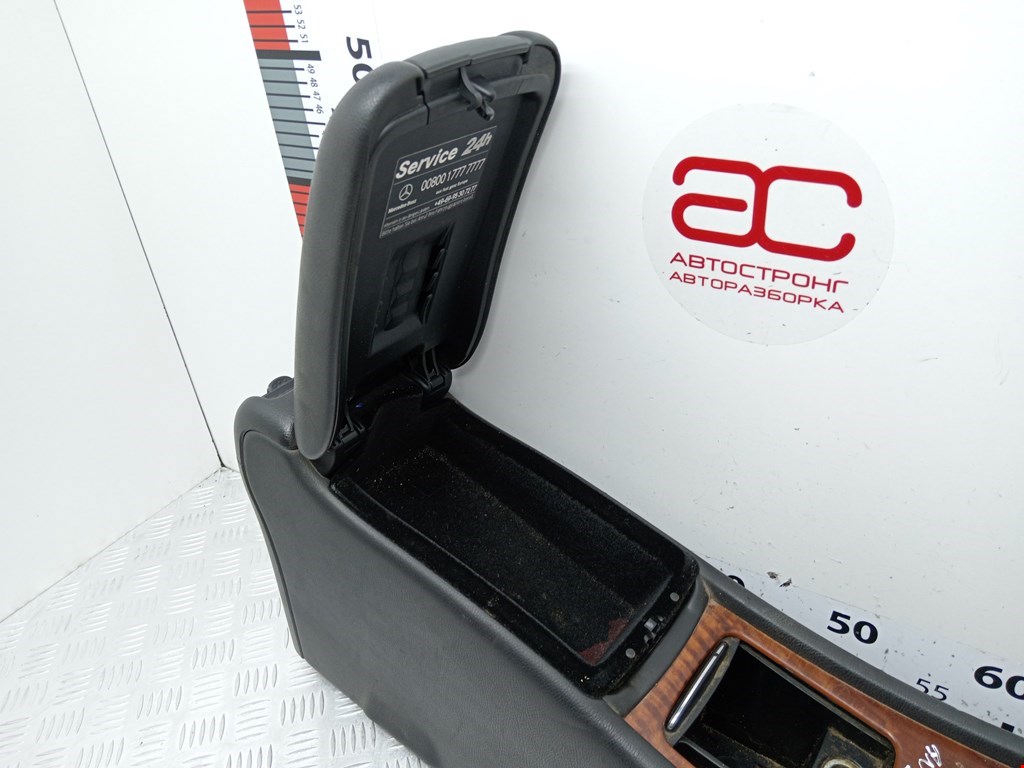 Консоль MERCEDES-BENZ C-Class C-klasse W203 2000-2007