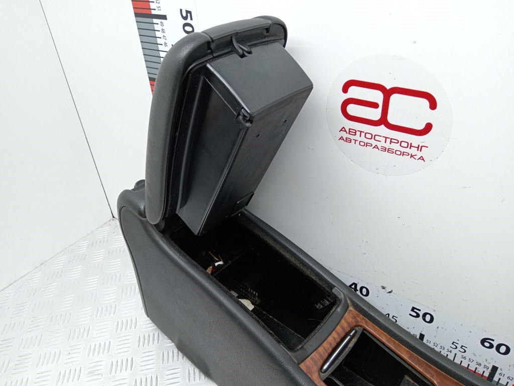 Консоль MERCEDES-BENZ C-Class C-klasse W203 2000-2007