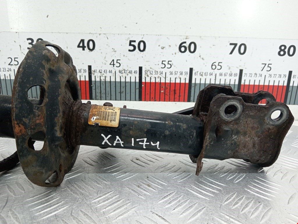 Амортизатор передний левый OPEL Corsa C 2000-2006