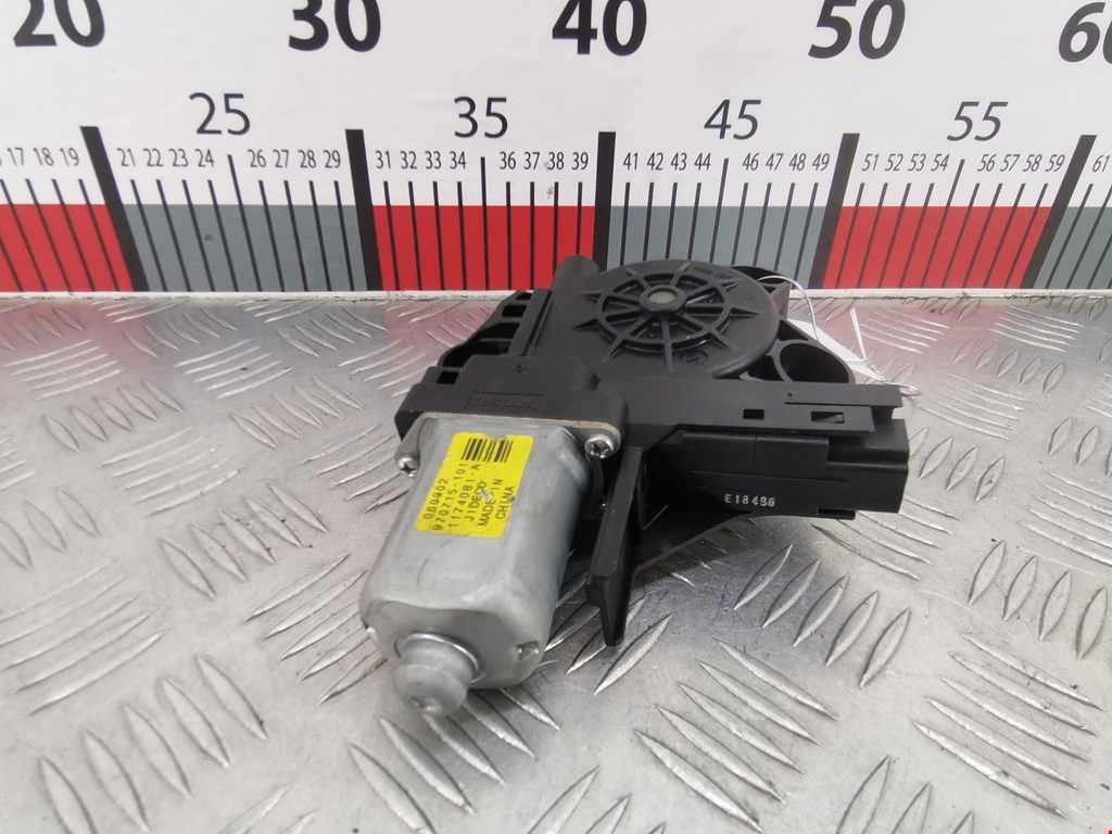 Моторчик (двигатель) стеклоподъемника VOLVO S80 II 2006-2016