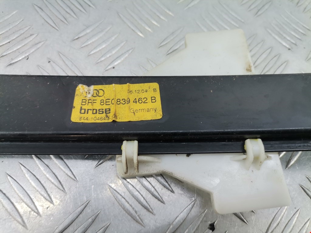 Стеклоподъемник задний правый AUDI A4 B7 2004-2007