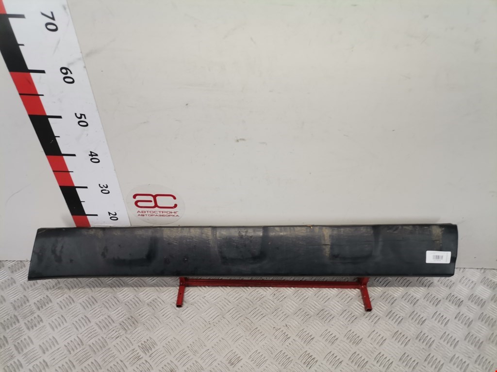 Накладка декоративная (молдинг) двери передней правой Honda CR-V 3 (2006-2012)