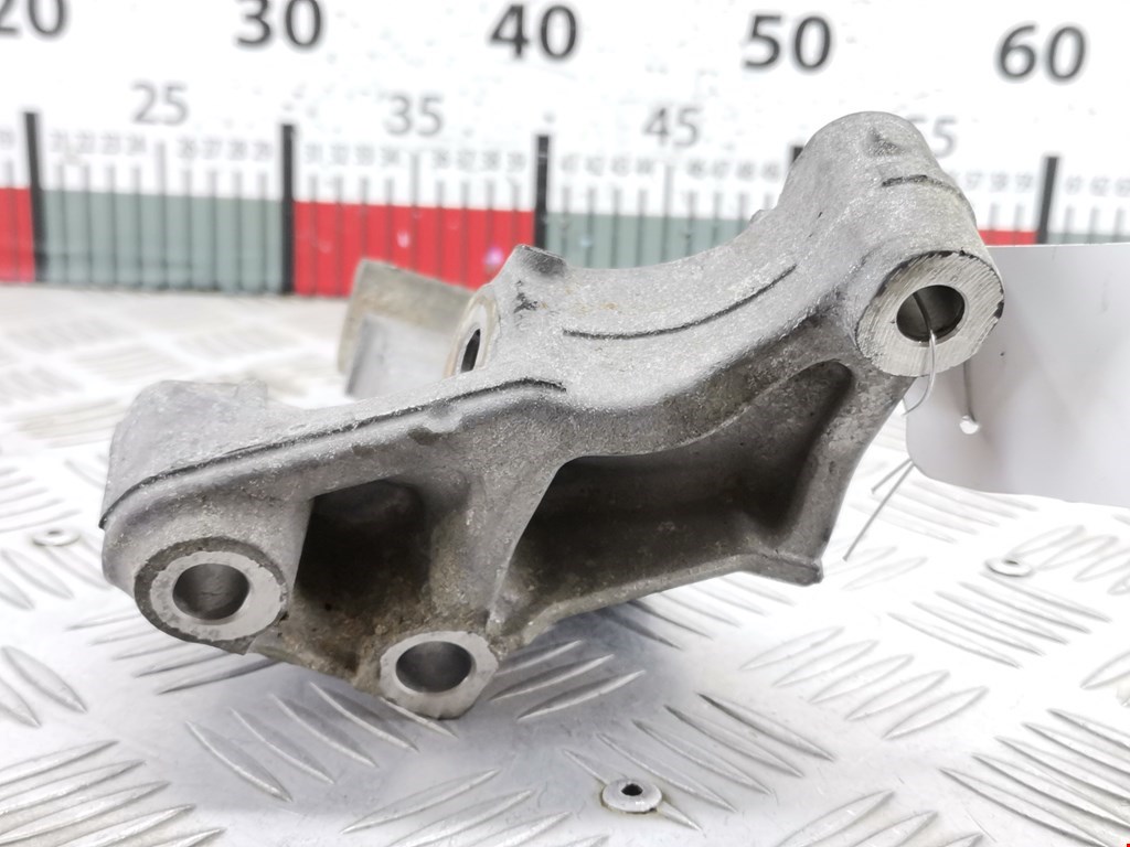 Кронштейн генератора MAZDA CX-3 2015-н.в.