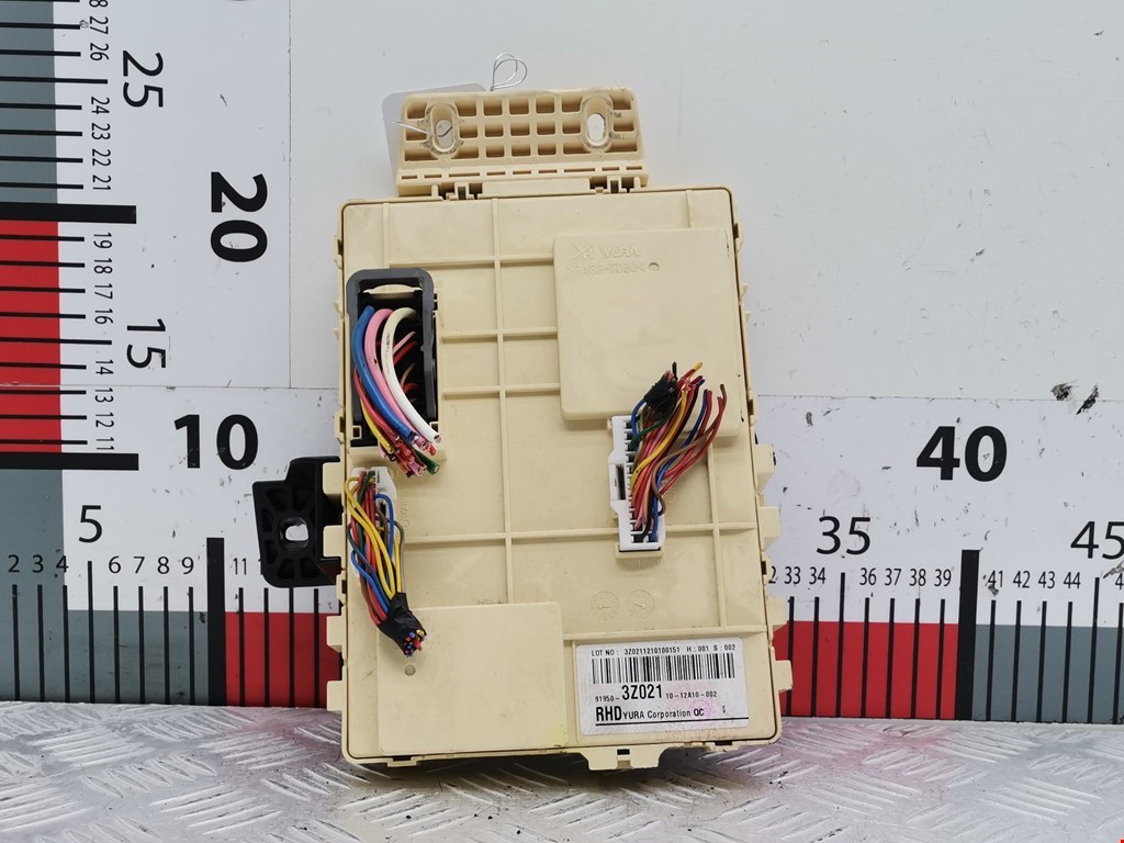 Датчик уровня в бачок омывателя HYUNDAI i40 2011-2019