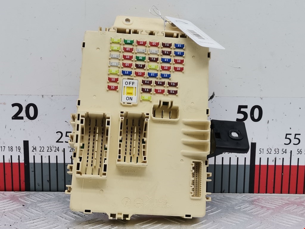 Датчик уровня в бачок омывателя HYUNDAI i40 2011-2019