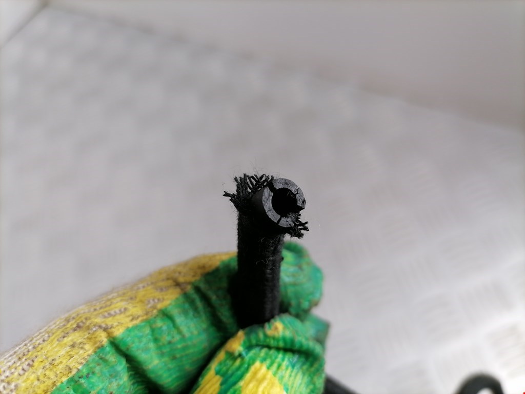 Трубка топливная KIA Sportage II 2004-2010