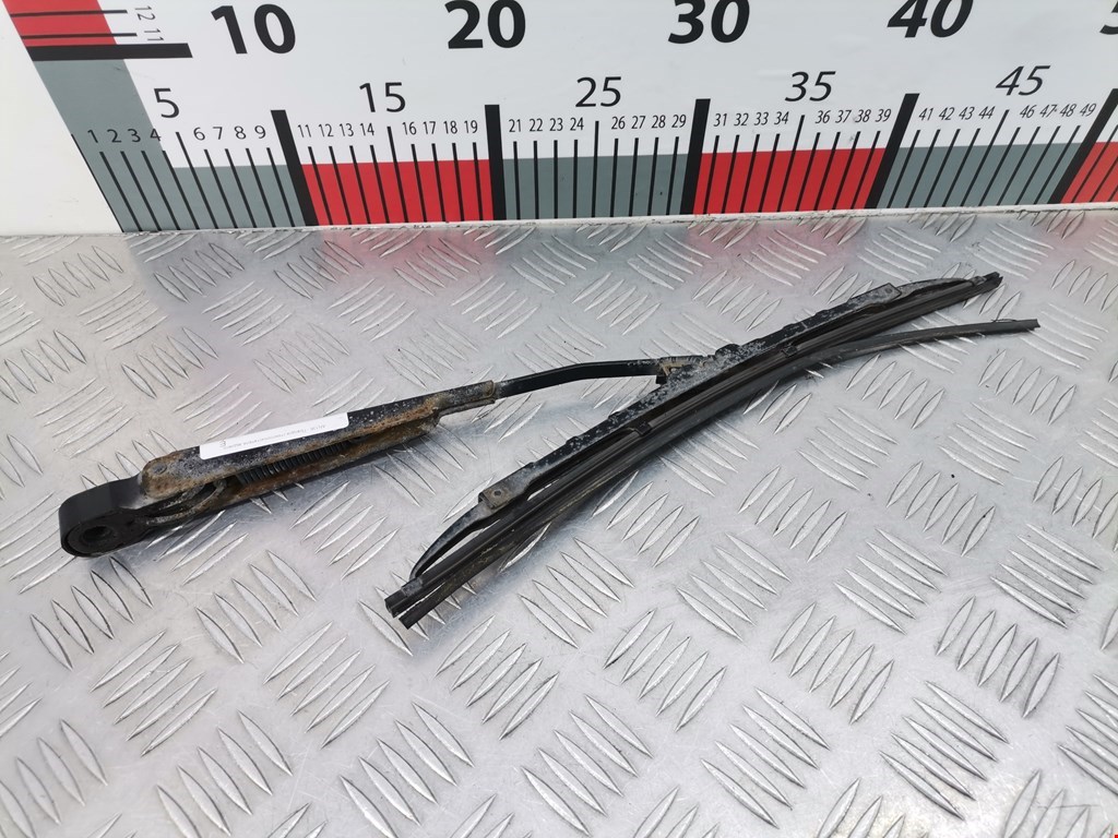 Поводок дворника задний (заднего) MITSUBISHI Space Star 1999-2006