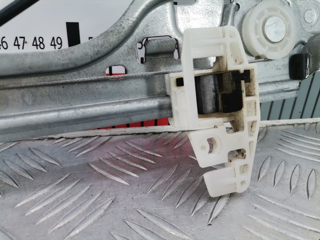 Стеклоподъемник задний правый RENAULT Modus 2004-2012