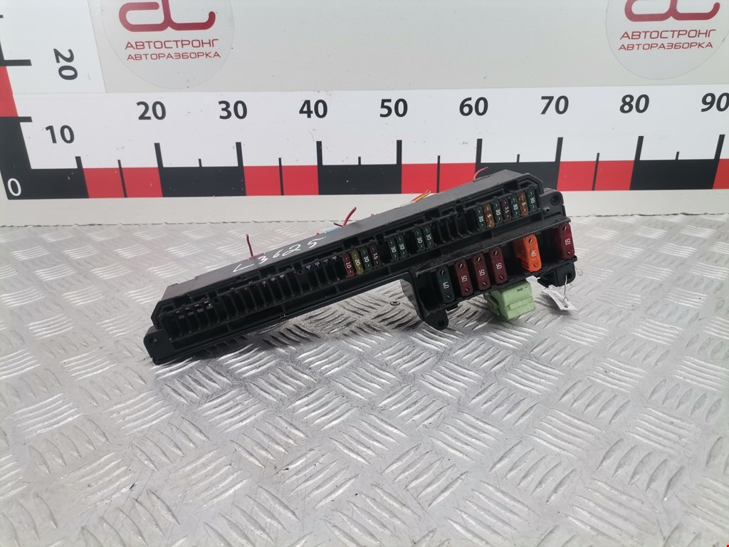 Датчик уровня в бачок омывателя BMW 5er 5 серия E60/E61 2003-2010