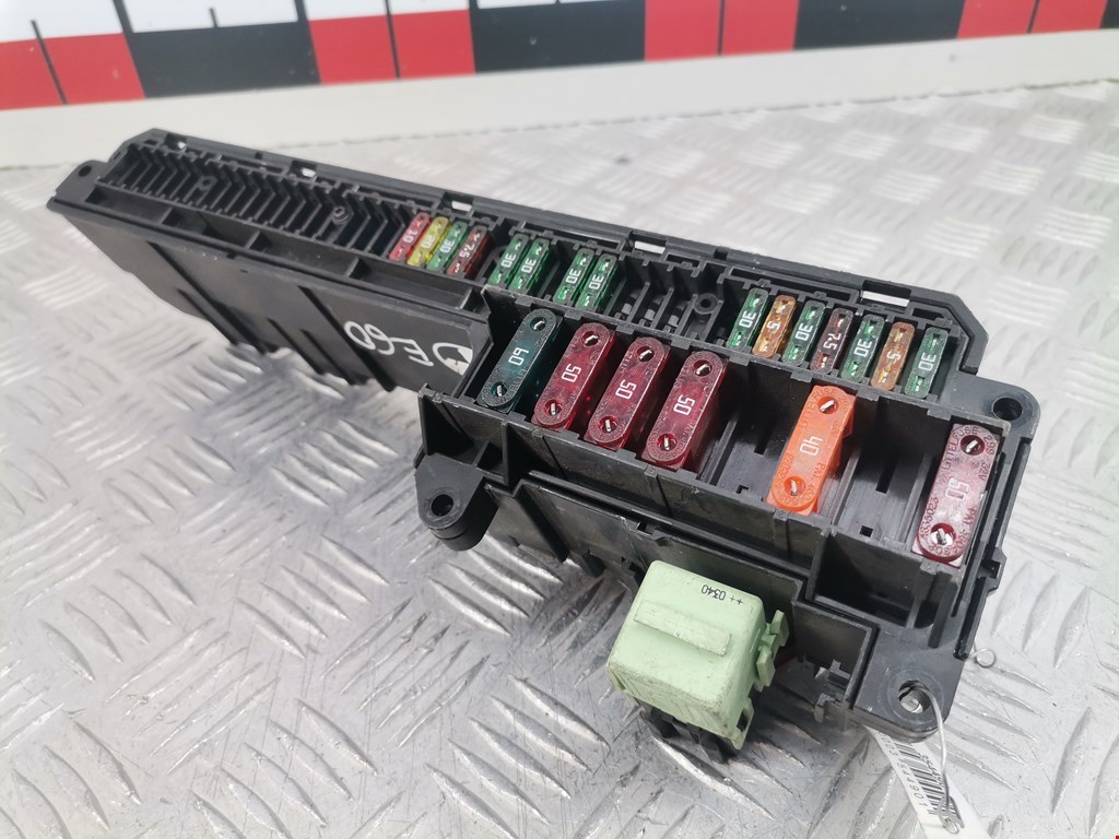 Датчик уровня в бачок омывателя BMW 5er 5 серия E60/E61 2003-2010