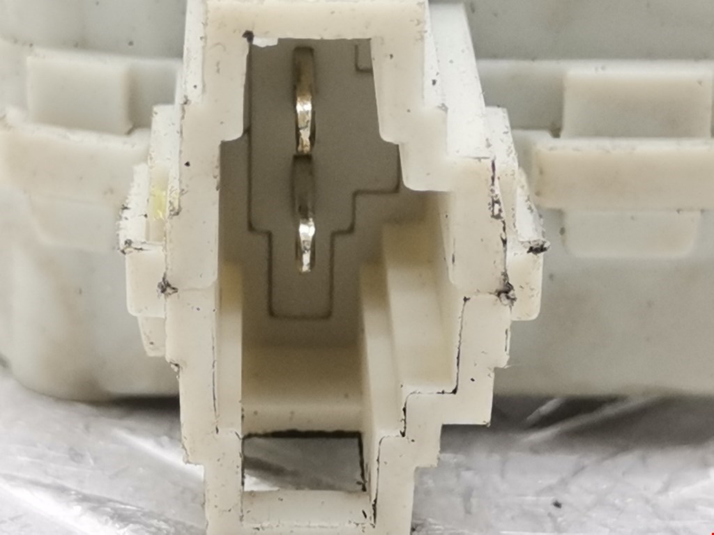 Активатор замка бензобака OPEL Astra H/Family 2004-2015