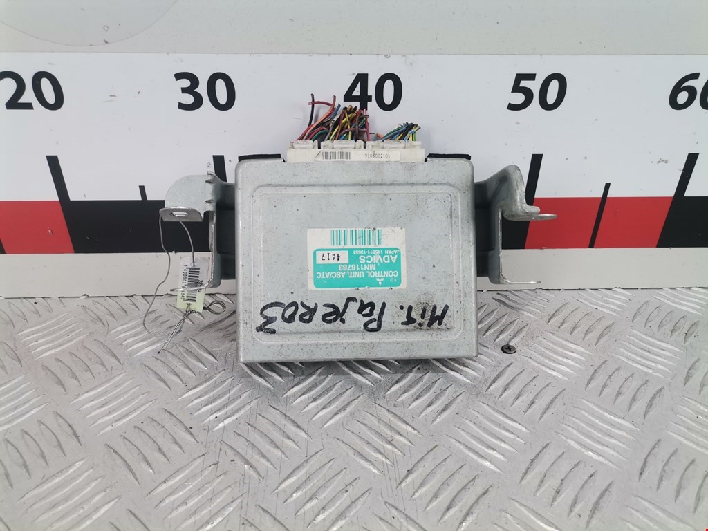 Блок управления ABS MITSUBISHI Pajero III 2000-2006