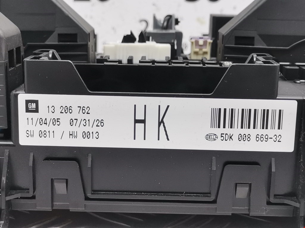 Датчик уровня в бачок омывателя OPEL Astra H/Family 2004-2015