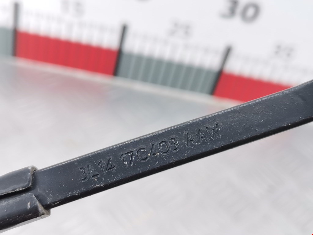 Поводок дворника задний (заднего) FORD Expedition 2002-2006