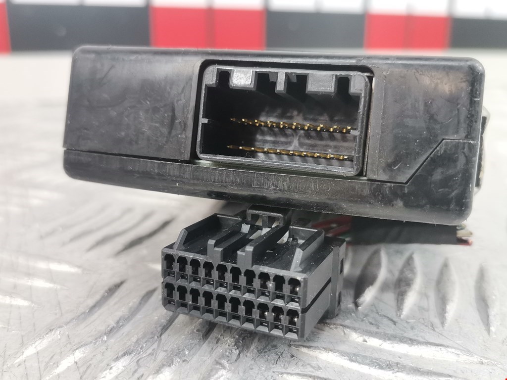 Блок управления парктрониками MITSUBISHI Pajero IV 2006-2022