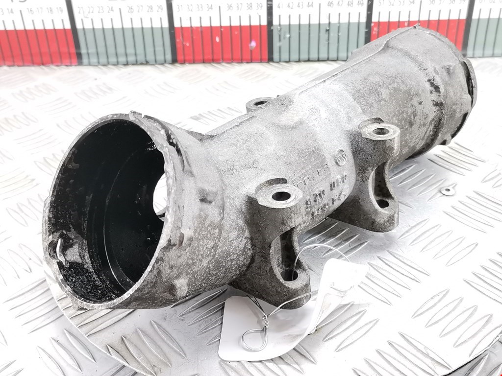 Патрубок интеркулера CHRYSLER PT Cruser 2000-2010