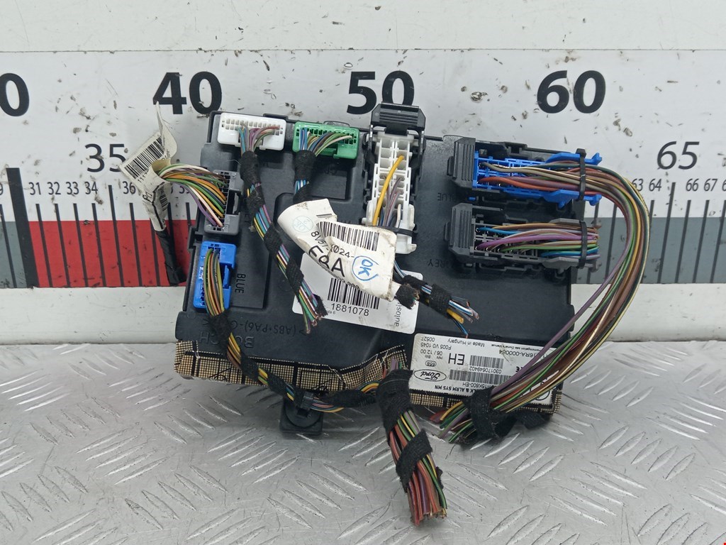 Блок комфорта FORD Fiesta 2008-2012