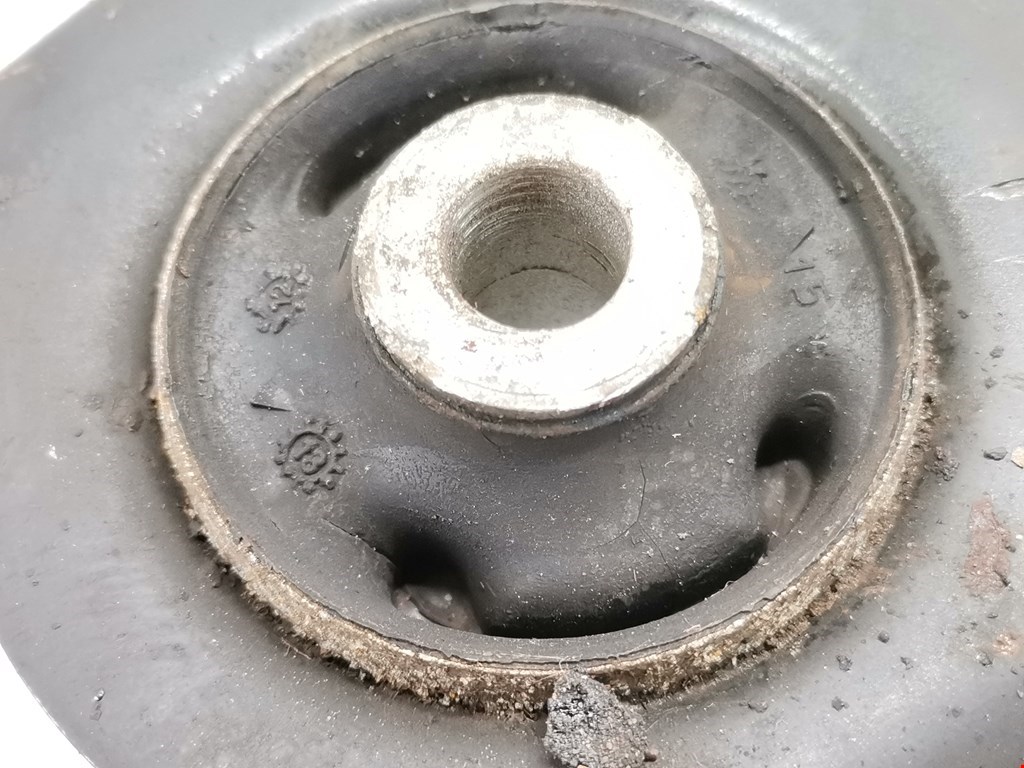 Рычаг передний левый SKODA Rapid 2012-2020