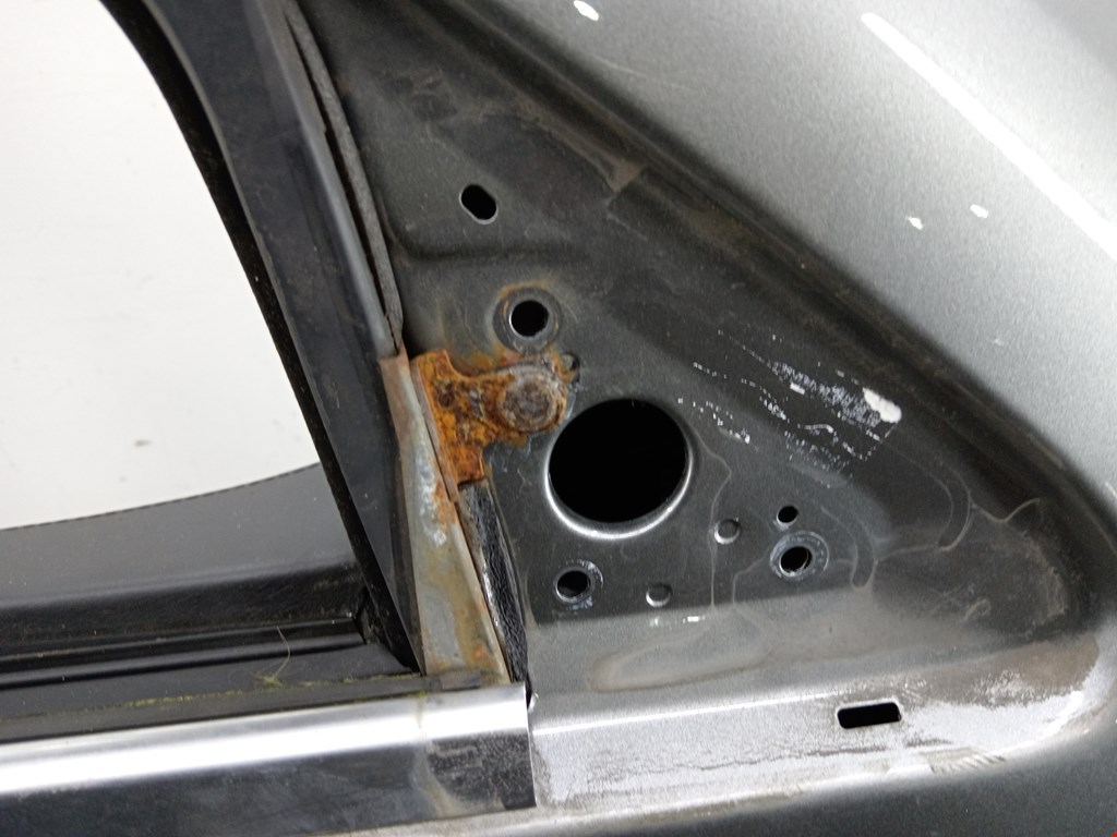 Дверь передняя правая JEEP Grand Cherokee WK 2004-2010