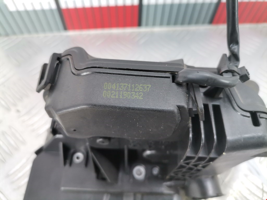 Замок двери передней левой MERCEDES-BENZ CLK-Class W209 2002-2009