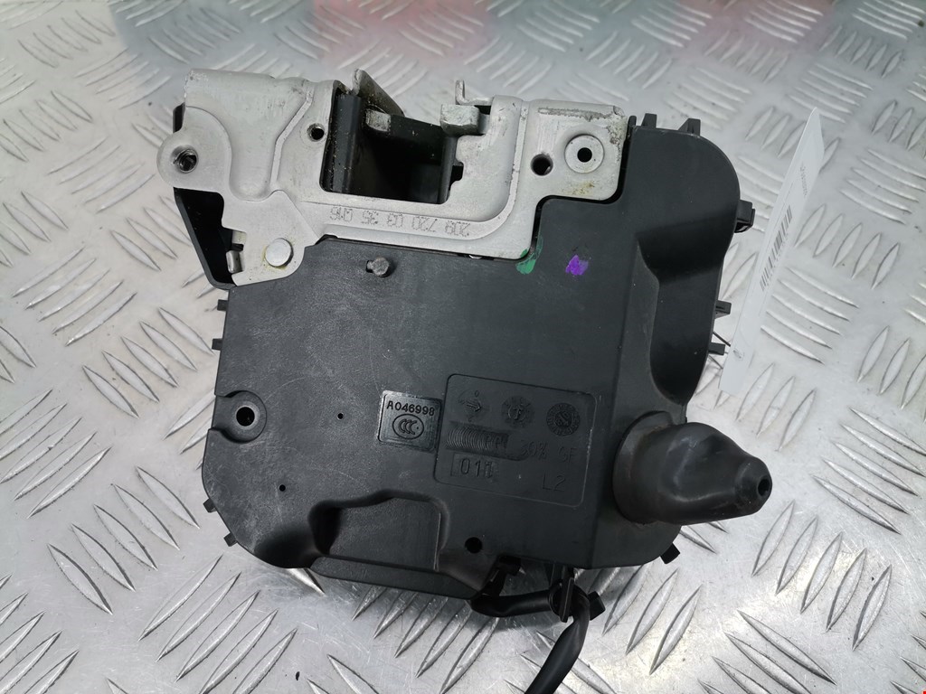 Замок двери передней левой MERCEDES-BENZ CLK-Class W209 2002-2009