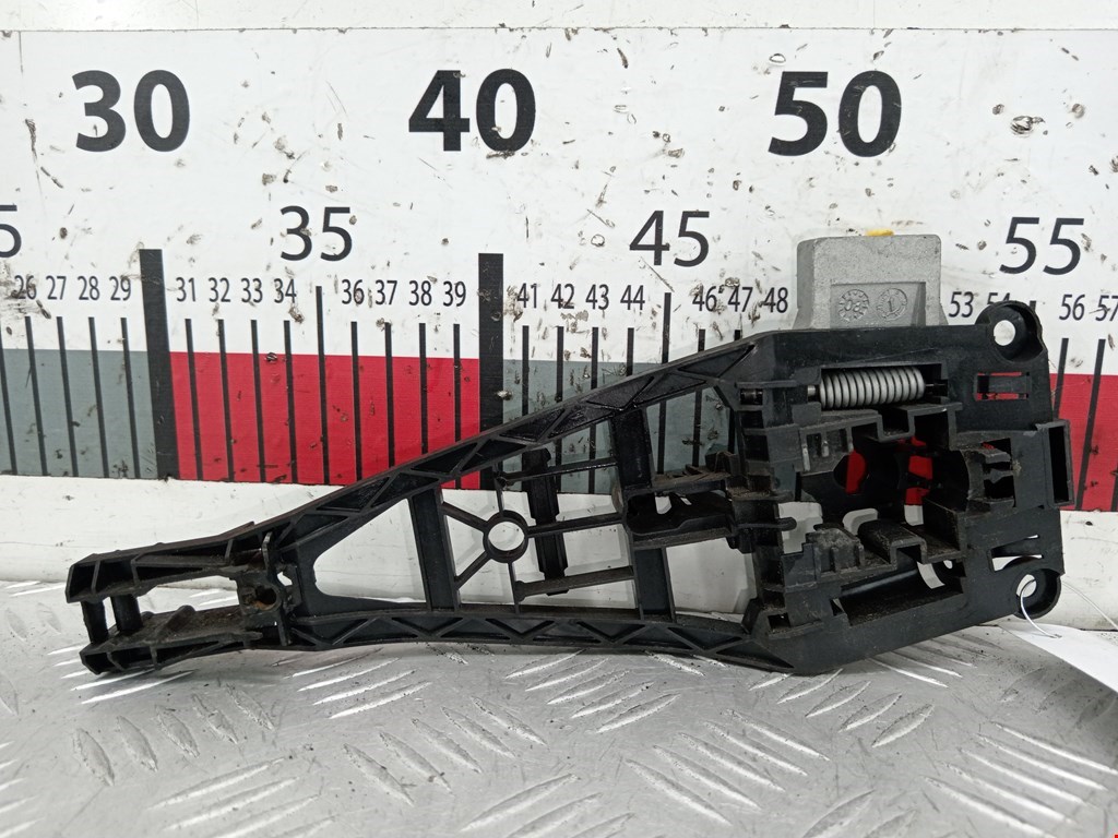 Кронштейн ручки OPEL Astra H/Family 2004-2015