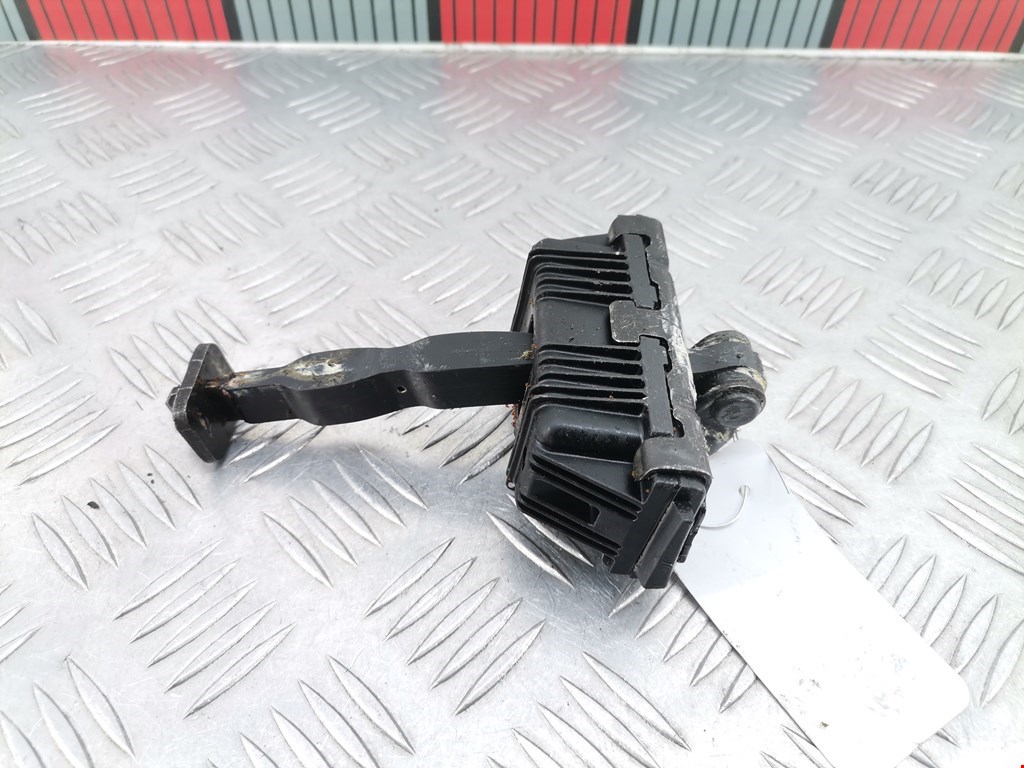 Ограничитель открывания двери BMW X5 E53 1999-2006