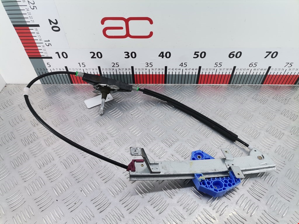 Стеклоподъемник задний правый FORD Mondeo II 1996-2000
