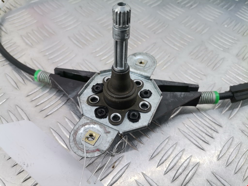 Стеклоподъемник задний правый FORD Mondeo II 1996-2000