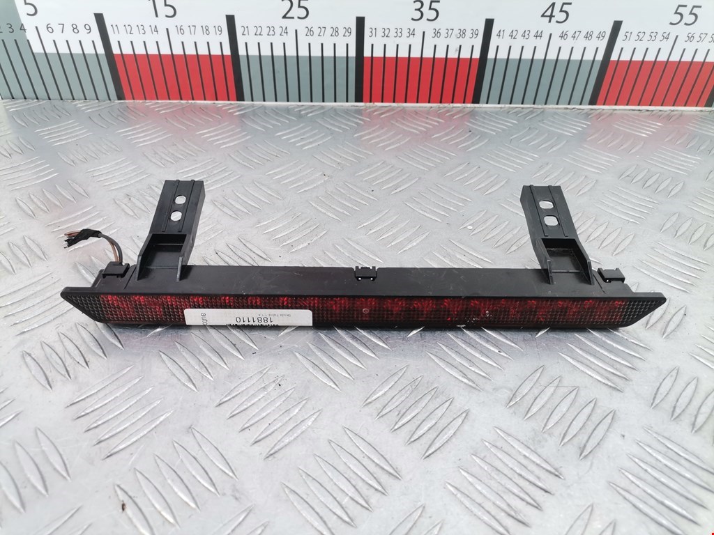 Фонарь дополнительный тормозной (стоп-сигнал) Skoda Fabia 1 (1999-2007)