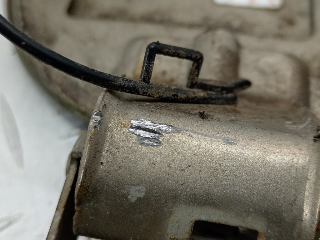 Лючок бензобака FIAT Sedici 2005-2014