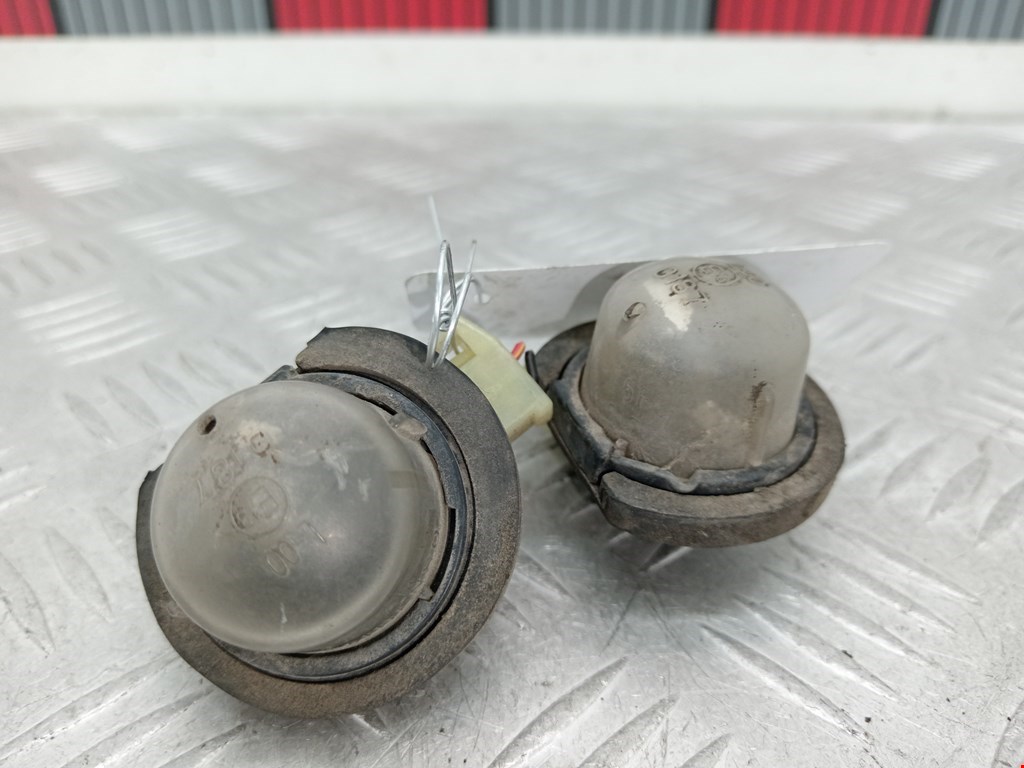 Фонарь подсветки номера FIAT Sedici 2005-2014