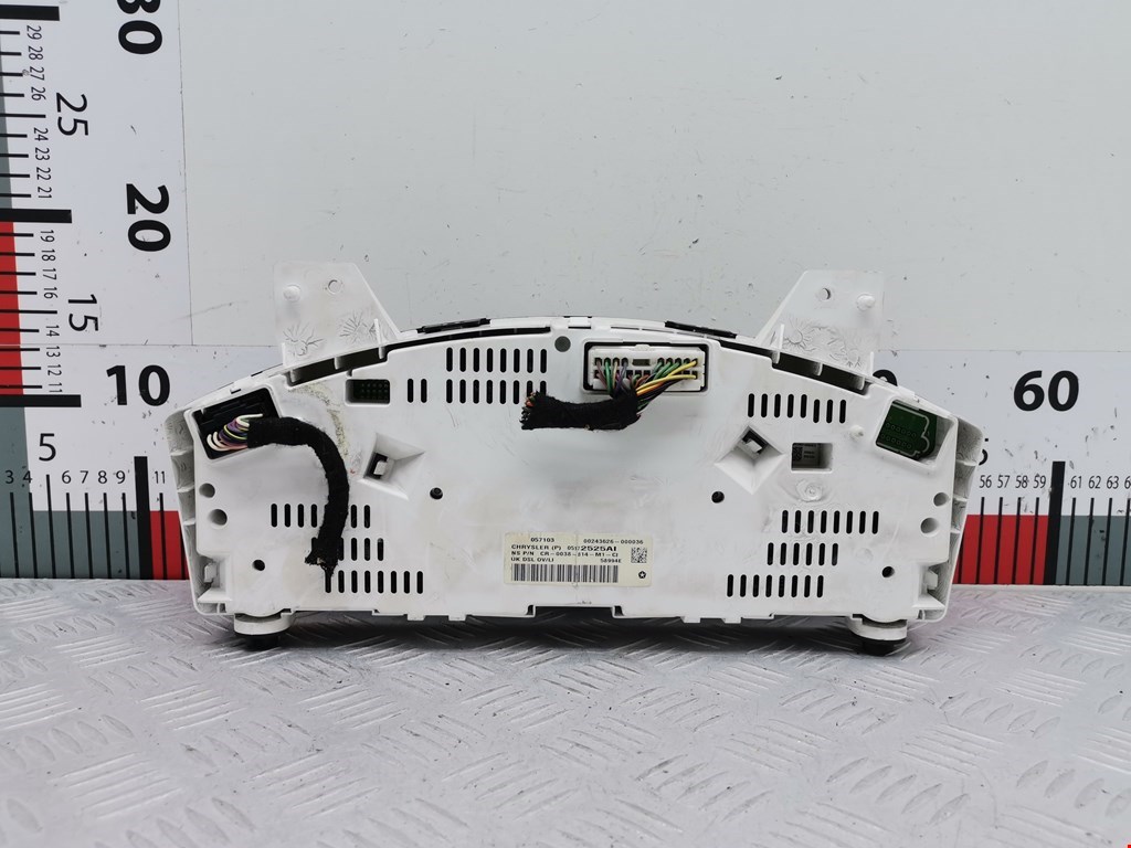 Панель приборов (щиток) JEEP Grand Cherokee WK 2004-2010