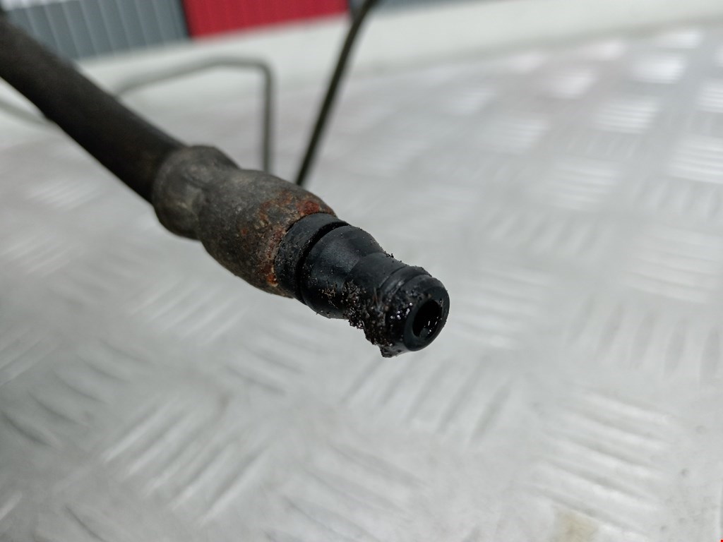 Трубка цилиндра сцепления FIAT Sedici 2005-2014