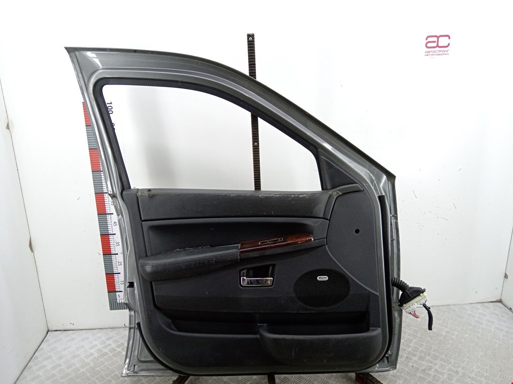 Дверь передняя левая JEEP Grand Cherokee WK 2004-2010