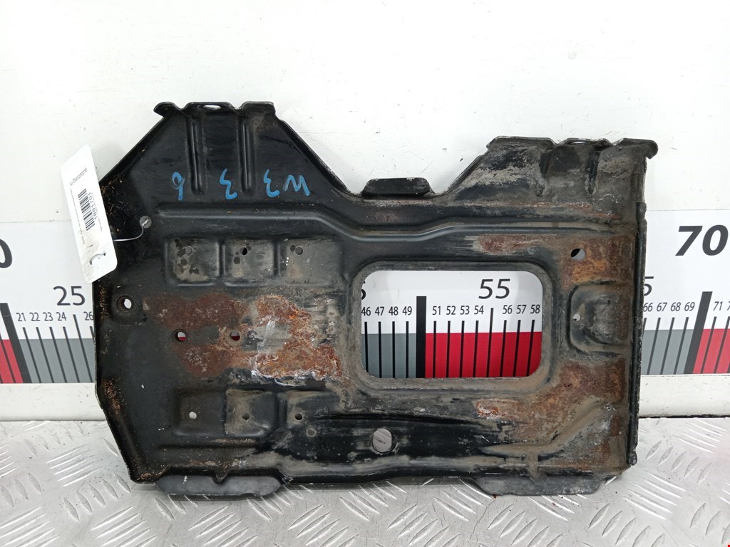 Крепление АКБ (корпус/подставка) MERCEDES-BENZ C-Class C-klasse W204 2007-2015