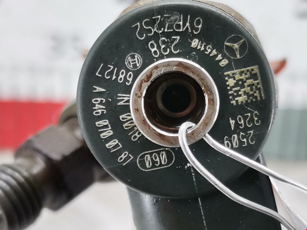 Форсунка дизельная электрическая MERCEDES-BENZ C-Class C-klasse W203 2000-2007