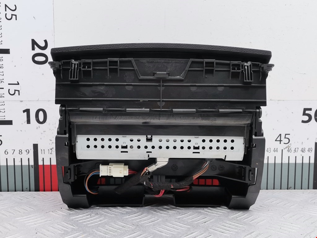 Дисплей информационный (компьютера) MERCEDES-BENZ C-Class C-klasse W204 2007-2015