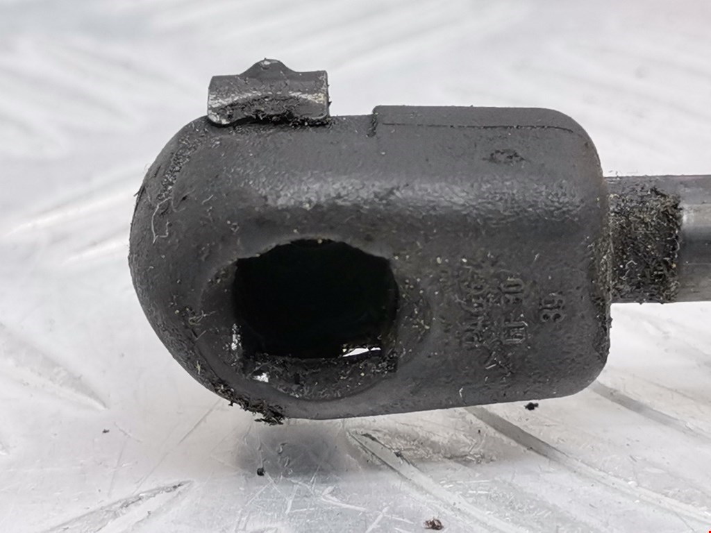 Амортизатор капота левый=правый OPEL Astra H/Family 2004-2015