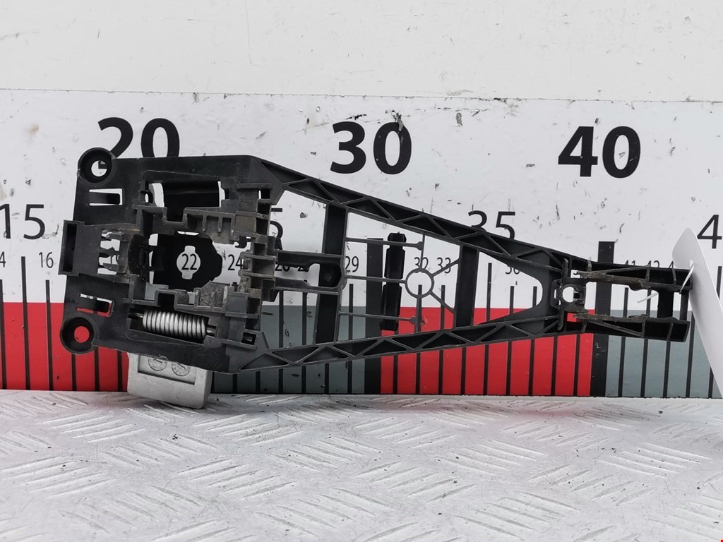 Кронштейн ручки OPEL Astra H/Family 2004-2015