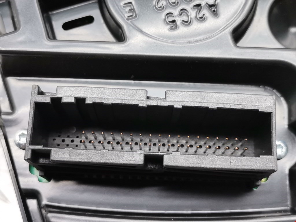 Панель приборов (щиток) OPEL Astra H/Family 2004-2015