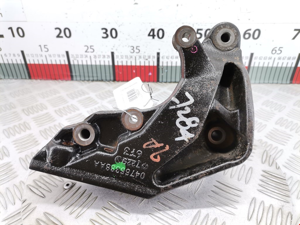 Кронштейн (крепление лапа) двигателя Chrysler Sebring 3 (JS) (2006-2010)