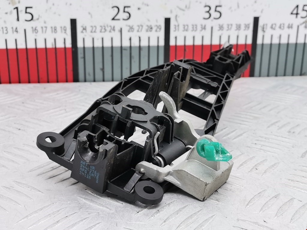 Кронштейн ручки OPEL Astra H/Family 2004-2015