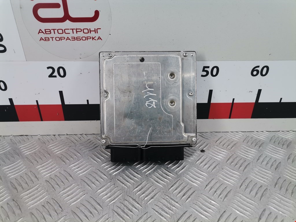 Блок управления двигателя (ЭБУ) BMW 1er E81\E87 2004-2011