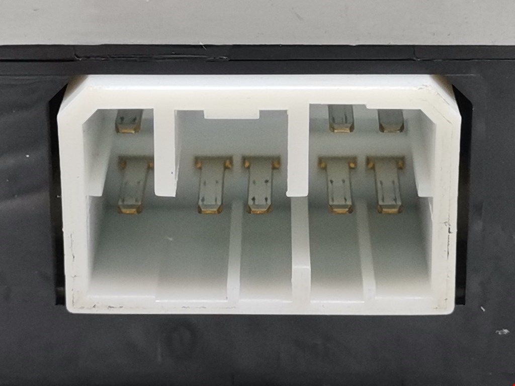 Блок комфорта MITSUBISHI L200 KB 2006-2015