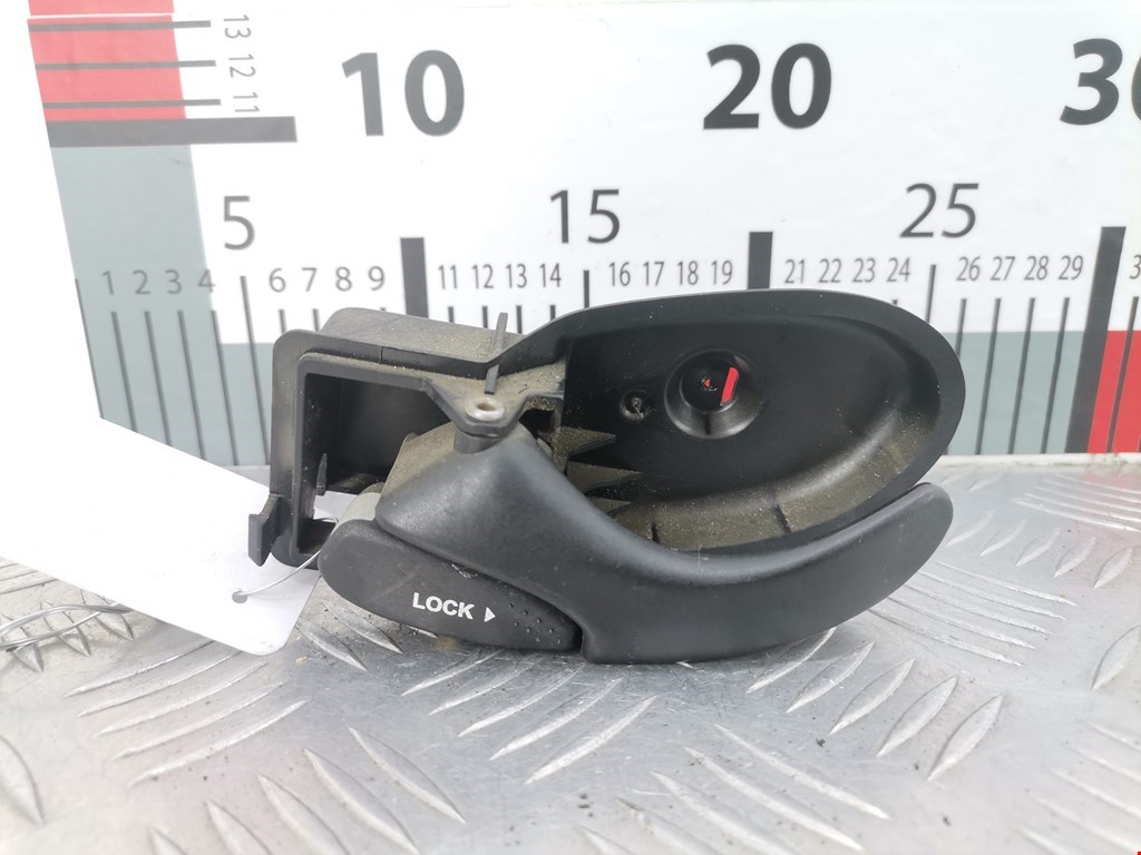 Ручка дверная задняя внутренняя левая FORD Focus I 1998-2005