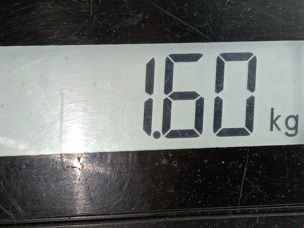 Уплотнитель двери VOLKSWAGEN Caddy III 2004-2015