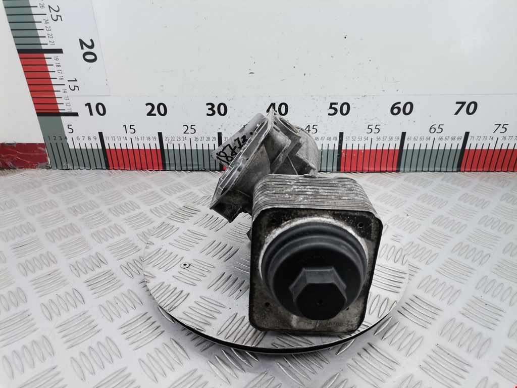 Корпус масляного фильтра VOLKSWAGEN Passat B6 2005-2011