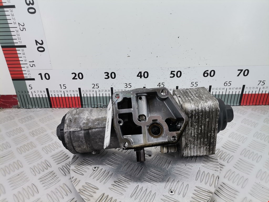 Корпус масляного фильтра VOLKSWAGEN Passat B6 2005-2011